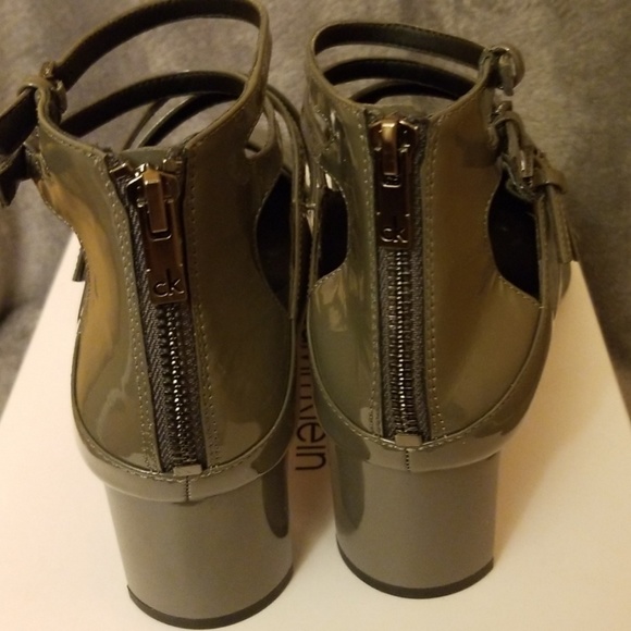NWOT Calvin Klein Women's Pumps - Picture 4 of 7